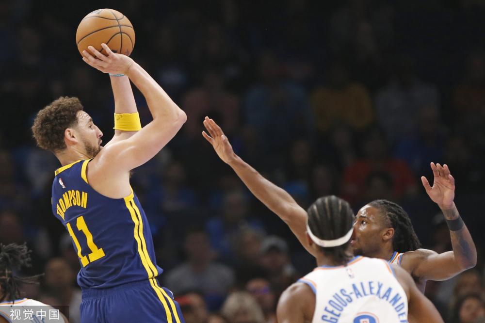 在赛场上进 在赛场上进